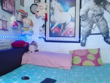 Chaturbate Free Porn Cam of krisstal703358