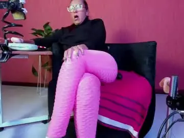 Chaturbate Sex Cam of milf_sikiu
