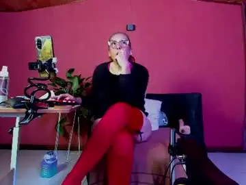 Chaturbate Adult Webcams of milf_sikiu
