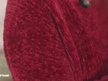 Chaturbate Watch Live Sex Cams of milky_0