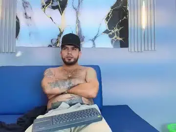 Chaturbate Watch Live Sex Cams of patrick_savage1