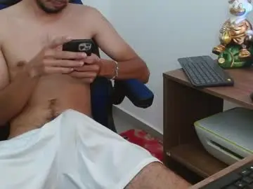Chaturbate Best live sex cam show of alejo_hot23