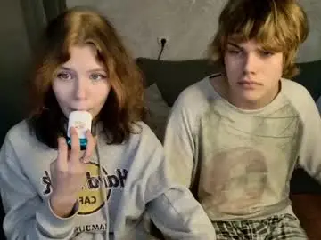Chaturbate Watch Live Sex Cams of bonnie_and_c1yde