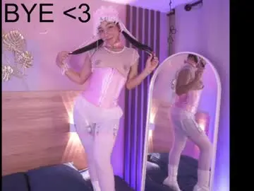 Chaturbate Free Live Porn of charloottee_1