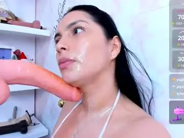 Chaturbate Nude Webcam of evelinn_belen