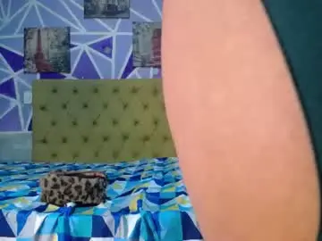 Chaturbate Live Porn of hellen_maya