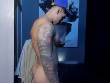 Chaturbate Live Sex Cam of nicolasmuscle