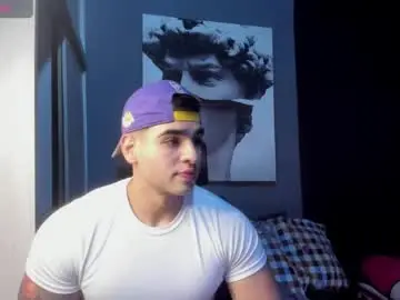 Chaturbate Live Sex Cam of nicolasmuscle