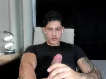 Chaturbate Free Live Porn of pablo_boston