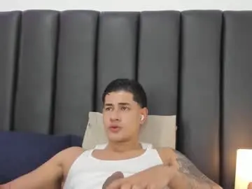 Chaturbate Live Sex Cam of pablo_boston