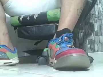 Chaturbate Free Porn Cam of srfindomfeet_