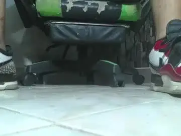 Chaturbate Adult Webcam of srfindomfeet_