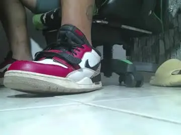 Chaturbate Best Webcam of srfindomfeet_