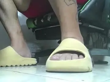 Chaturbate Sex Chat of srfindomfeet_
