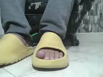 Chaturbate Sex Chat of srfindomfeet_