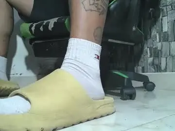 Chaturbate Watch Live Sex Cams of srfindomfeet_