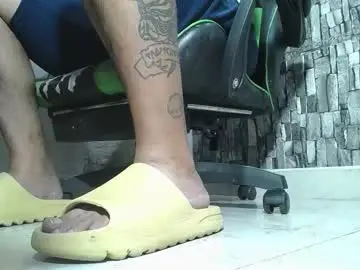 Chaturbate Sex Chat of srfindomfeet_