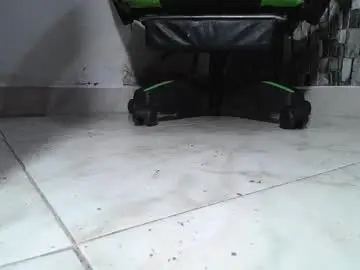 Chaturbate Watch Live Sex Cams of srfindomfeet_