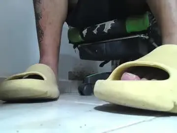 Chaturbate Sex Cam of srfindomfeet_