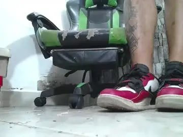 Chaturbate Free Porn Cam of srfindomfeet_