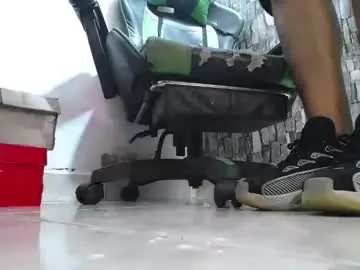 Chaturbate Sex Chat of srfindomfeet_