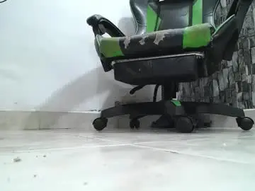 Chaturbate Sex Cam of srfindomfeet_