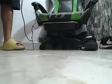 Chaturbate Sex Cam of srfindomfeet_