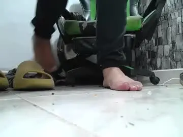 Chaturbate Watch Live Sex Cams of srfindomfeet_