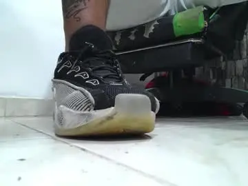 Chaturbate Private Sex Chat of srfindomfeet_