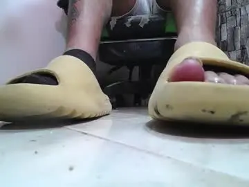 Chaturbate Adult Webcam of srfindomfeet_