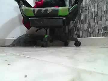 Chaturbate Sex Cam of srfindomfeet_