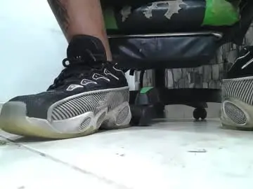Chaturbate Free Live Porn of srfindomfeet_