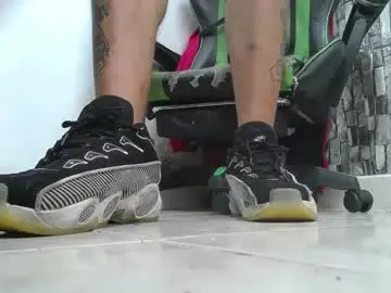 Chaturbate Free Porn Cam of srfindomfeet_