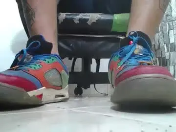 Chaturbate Watch Live Sex Cams of srfindomfeet_