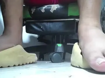 Chaturbate Best Webcam of srfindomfeet_