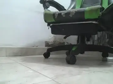 Chaturbate Free Porn Cam of srfindomfeet_