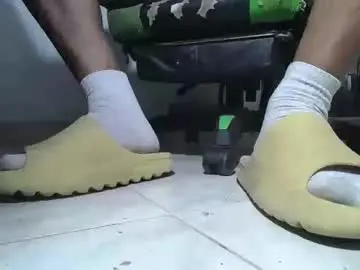 Chaturbate Nude Webcam of srfindomfeet_