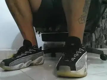 Chaturbate Adult Webcams of srfindomfeet_