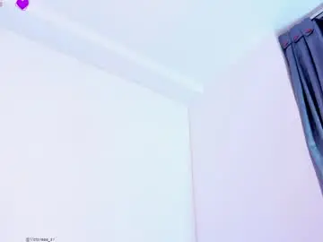 Chaturbate Live Sex Cam of ana__victoria