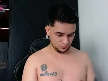 Chaturbate Free Porn Cam of colin_lewisss