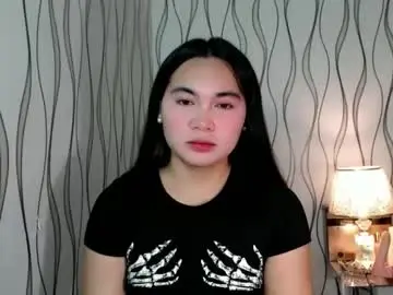 Chaturbate Adult Webcam of ur_innocent_girlx