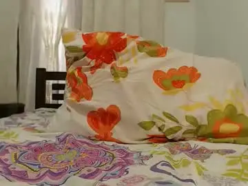 Chaturbate Live Sex Cam of camila_blandexxxx