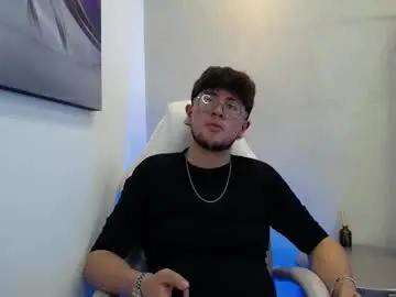 Chaturbate Adult Webcams of noah_wiliams