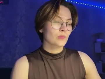 Chaturbate Adult Video Chat of weareyoursun