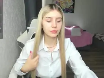 Chaturbate Live Sex Cam of adel1miller