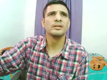Chaturbate Free Porn Cam of braulio_master