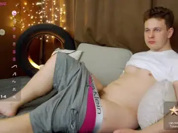 Chaturbate Free Porn Cam of charlie_smiley