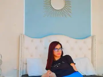 Chaturbate Sex Chat of emily_loperaa