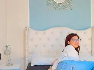 Chaturbate Adult Webcams of emily_loperaa