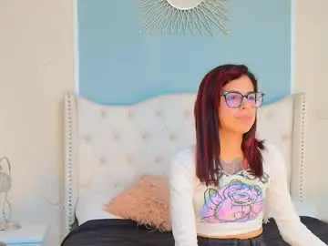 Chaturbate Best live sex cam show of emily_loperaa